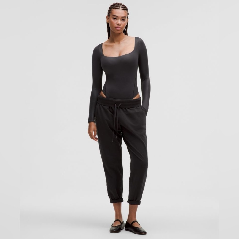Lululemon Wundermost Ultra-Soft Nulu Square-Neck Long-Sleeve Bodysuit